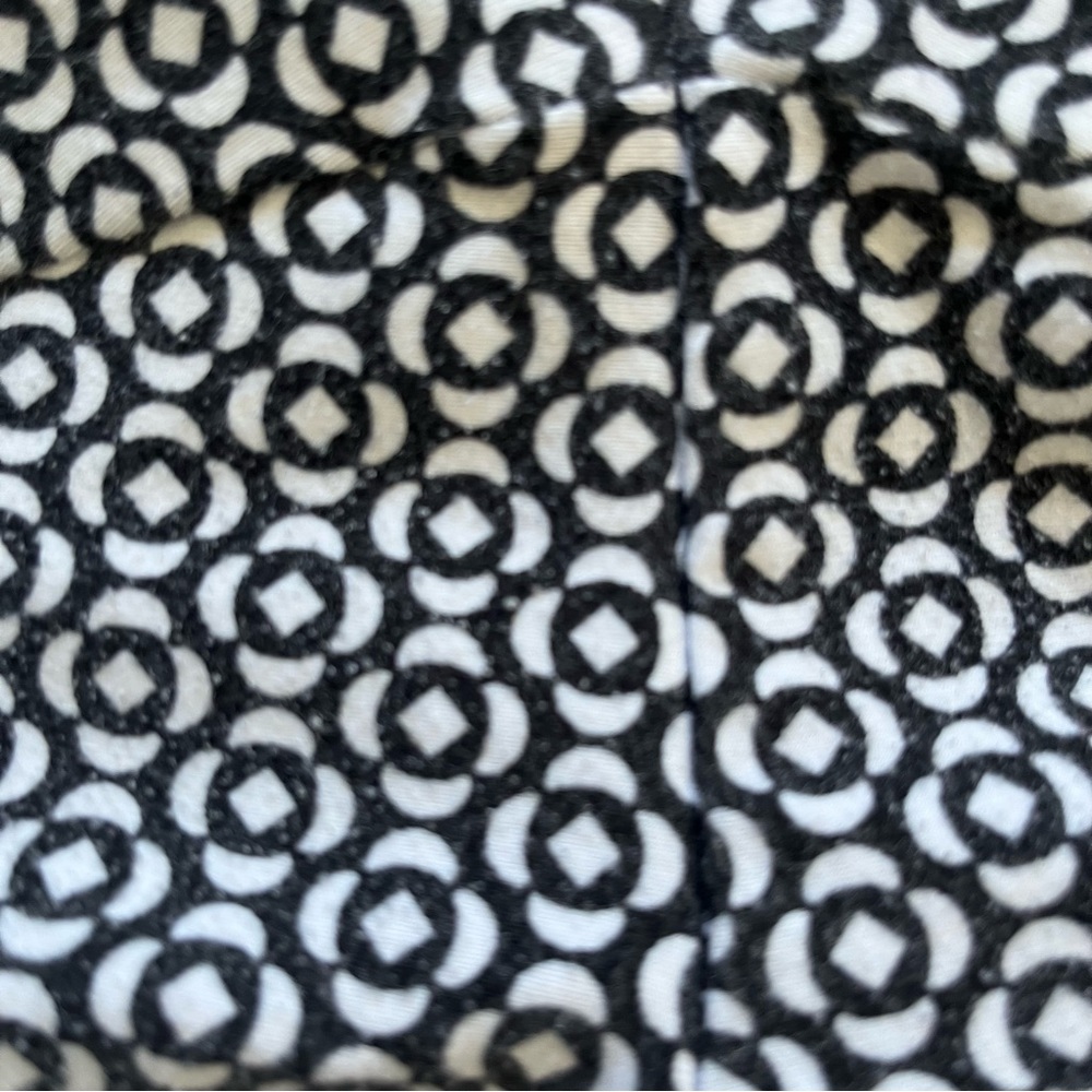 Talbots Patterned Capri Yoga Pants - image 8